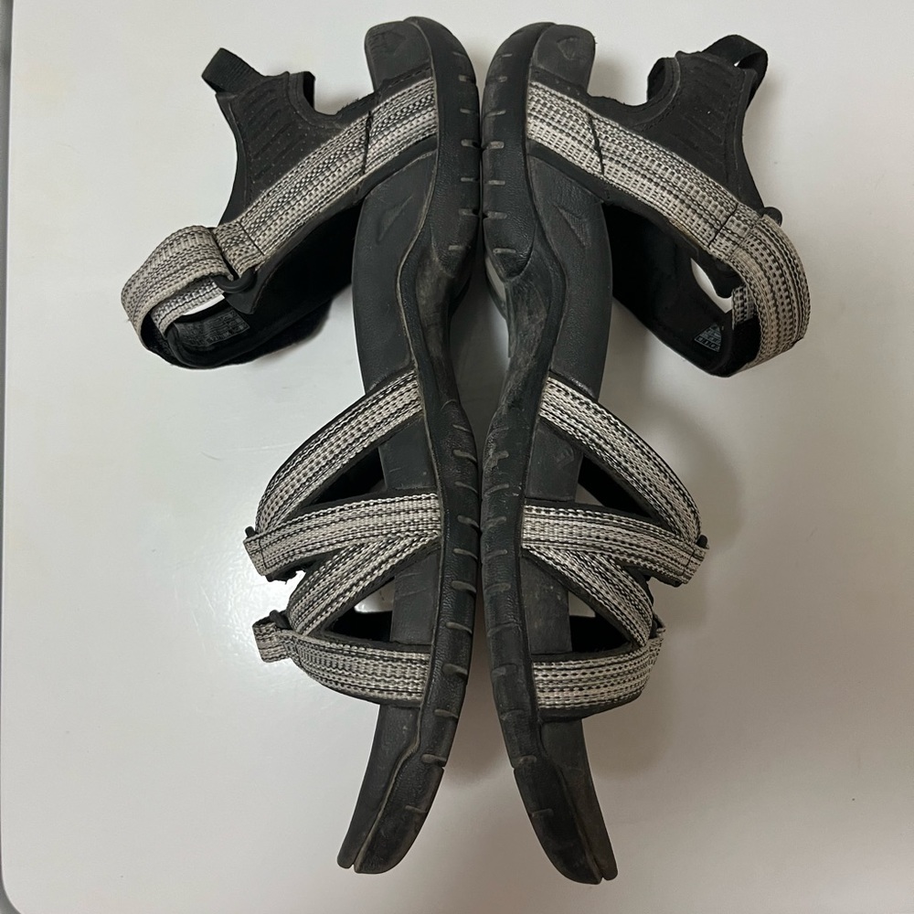 Womens Teva Sport Sandal size 10 - Picture 2 of 7